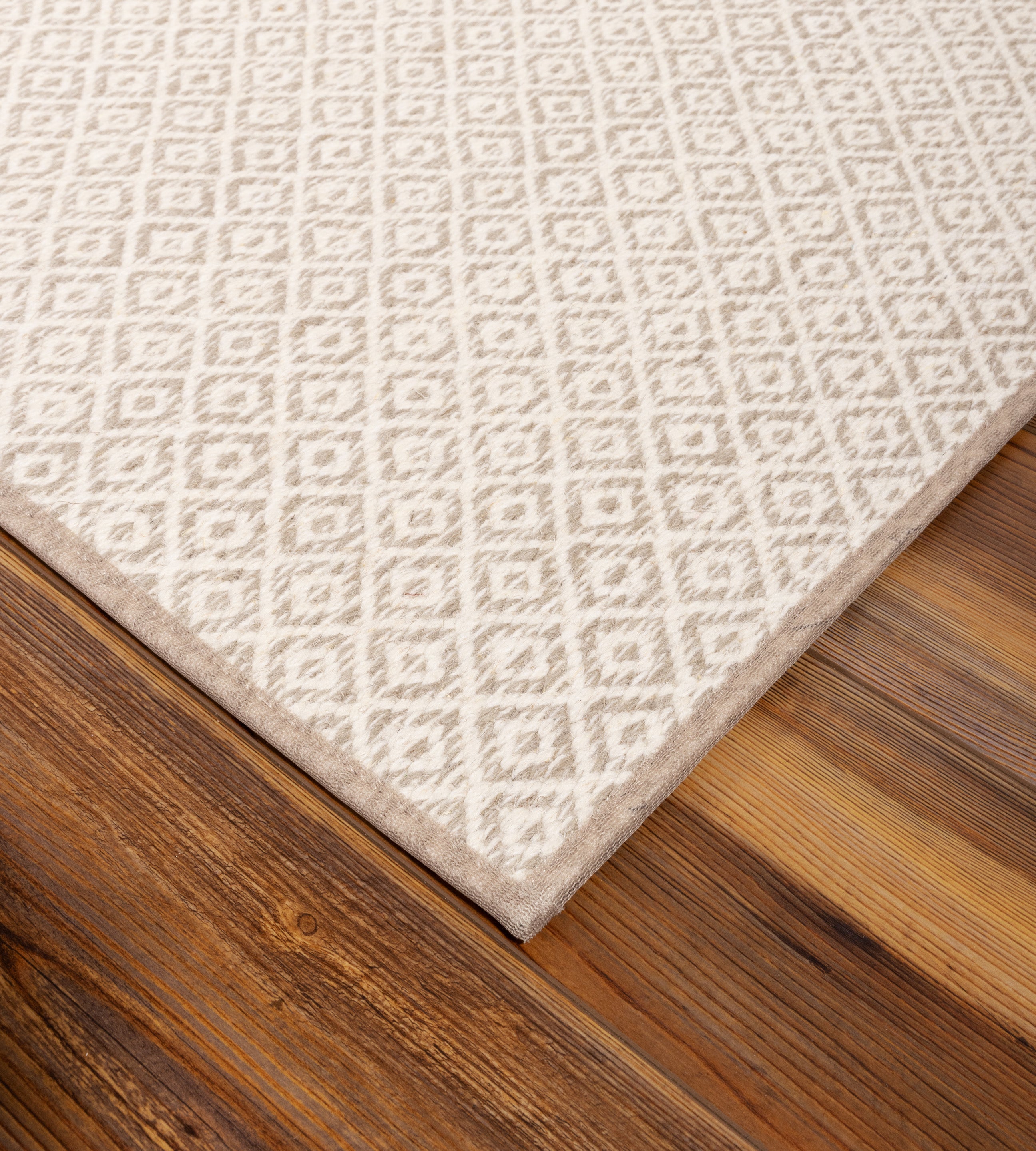 Bamburi_Runner_Khaki