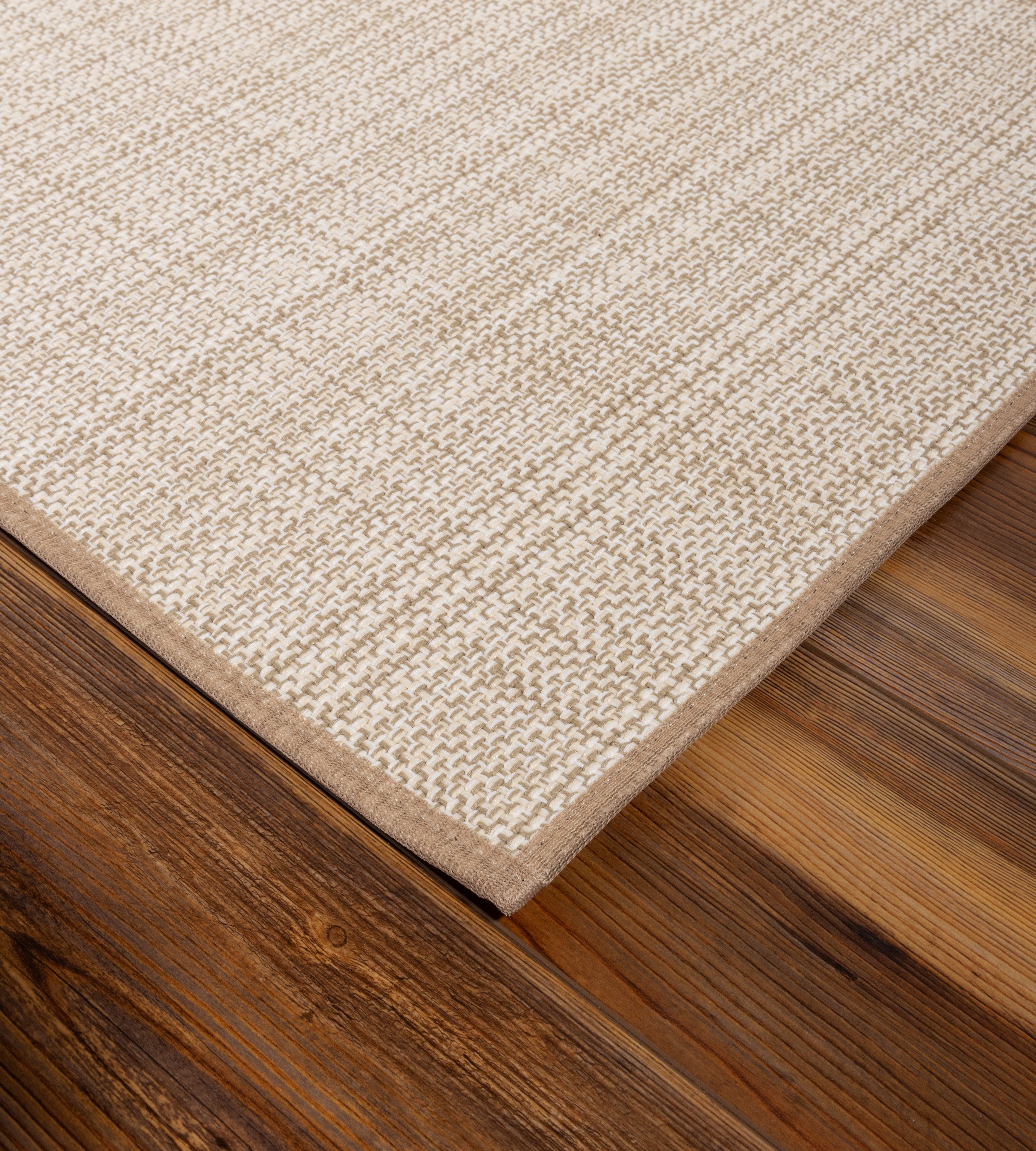 Calypso_Runner_LisbonLinen