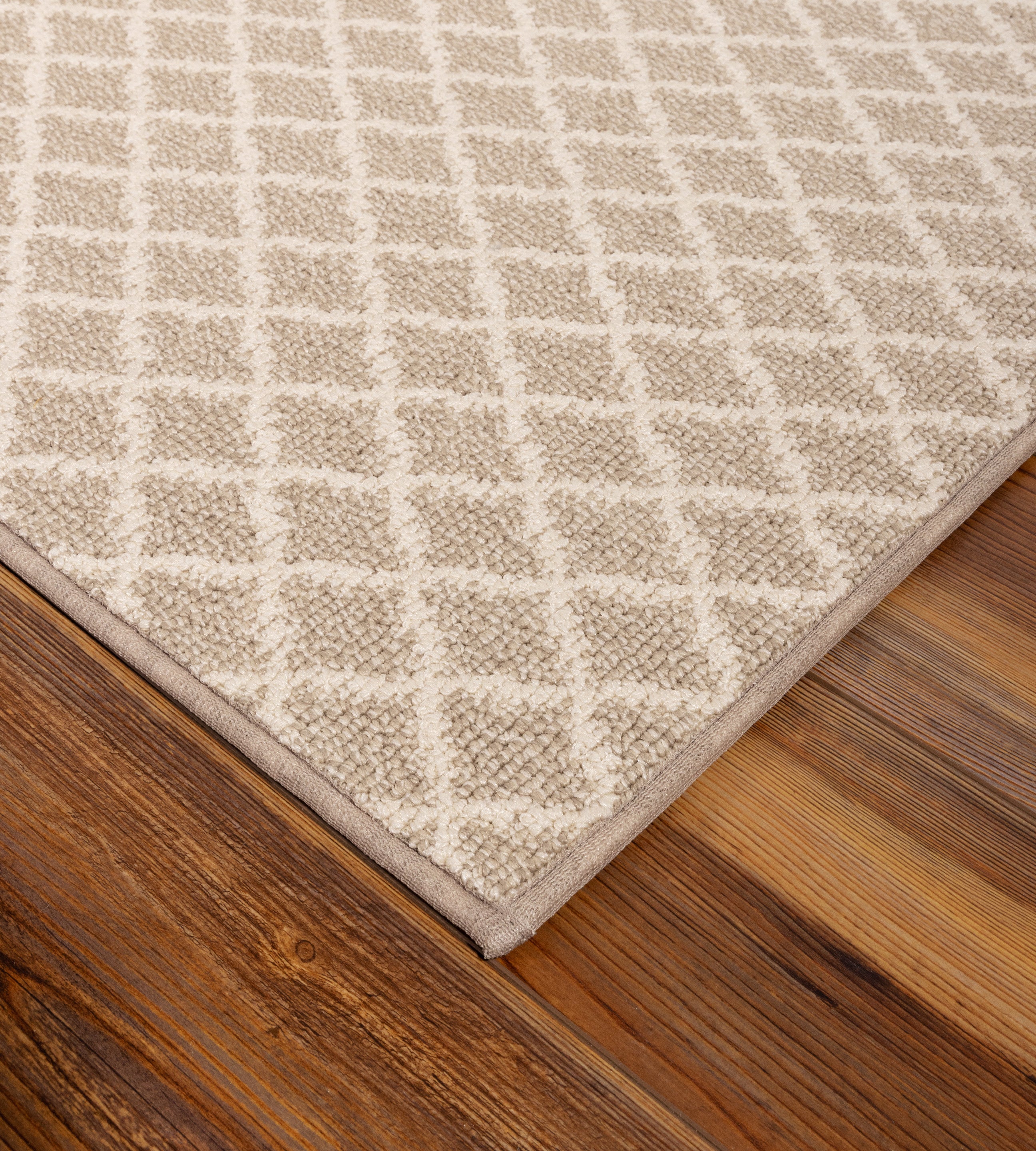 SpingerPointe_Runner_Almond